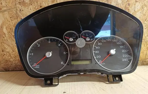Ford Focus C-MAX Speedometer (instrument cluster) 3M5T10849