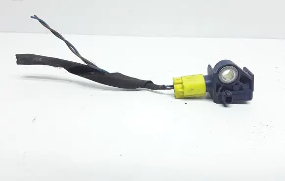 Mercedes-Benz C W204 ABS brake wheel speed sensor A2128204926