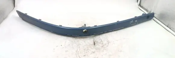BMW 5 E39 Front bumper splitter molding 7005968a