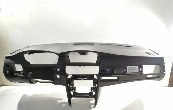 BMW 5 E60 E61 Dashboard