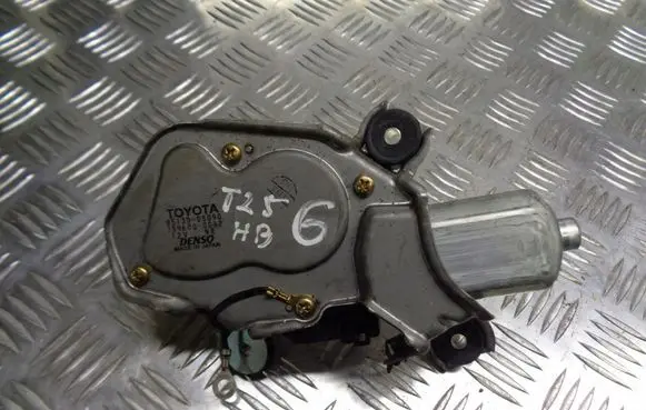 Toyota Avensis T250 Wiper motor 85130-05090