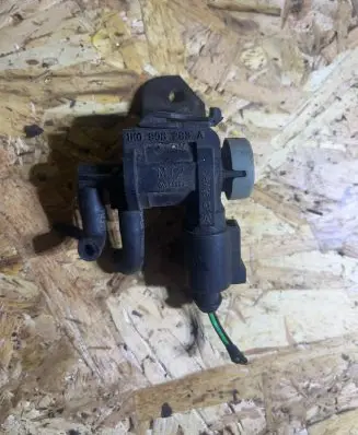 Audi A6 S6 C6 4F Turbo solenoid valve 1K0906283A