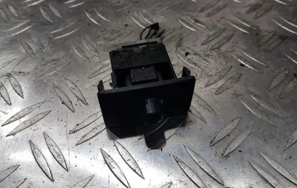 Nissan Almera Wing mirror switch