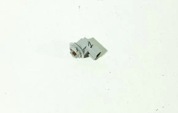 Toyota Corolla Verso AR10 Number plate light 