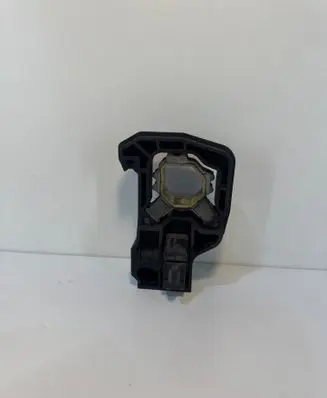 BMW 7 F01 F02 F03 F04 Radiator mount bracket 7575247