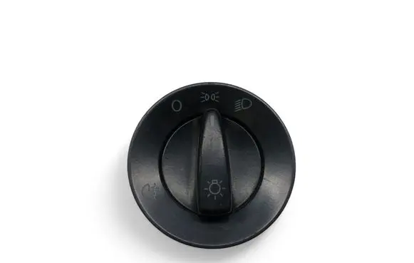 Volkswagen Golf IV Light switch 1C0941531