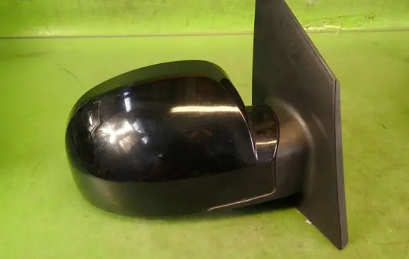 Hyundai Getz Front door electric wing mirror LAK EB