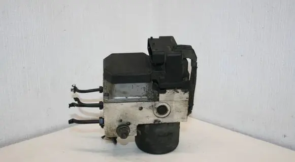 Volkswagen PASSAT B5.5 ABS Pump 3B0614111HL 0265220621 0273004573