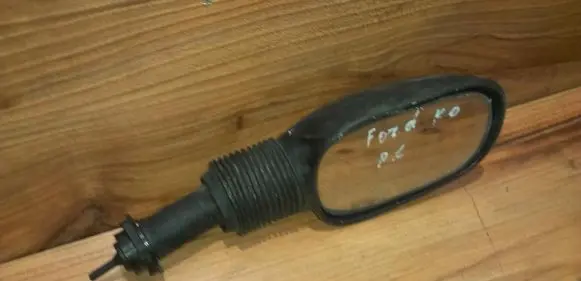Ford Ka Front door electric wing mirror e9010113