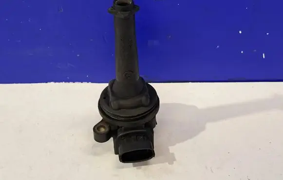 Volvo S60 High voltage ignition coil 30713416 0221604001