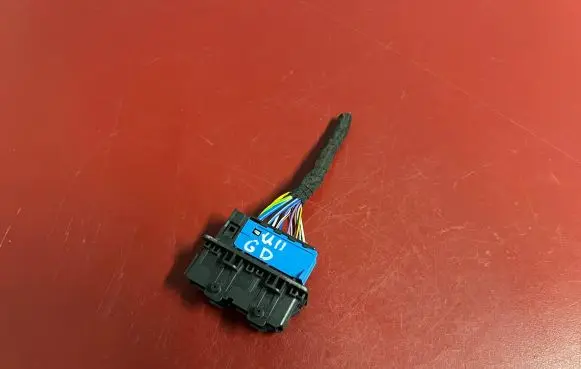 BMW X1 U11 Rear door wiring loom 9224368 9224370