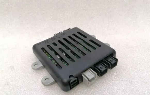 Tesla Model X Other control units/modules 104282900F