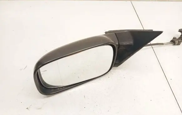 Volkswagen PASSAT B4 Front door electric wing mirror 