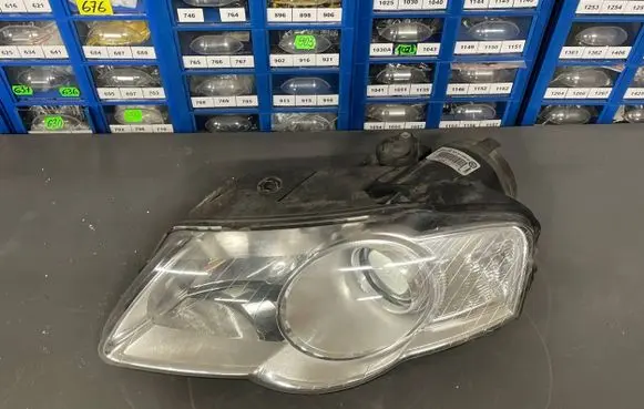 Volkswagen PASSAT B6 Headlight/headlamp 89312175 0931217501A0