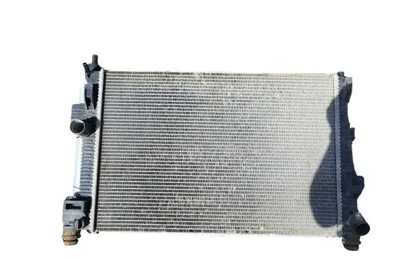 Ford C-MAX II Radiator set 8V618005CA