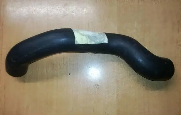 Mercedes-Benz W123 Engine coolant pipe/hose 1235012682