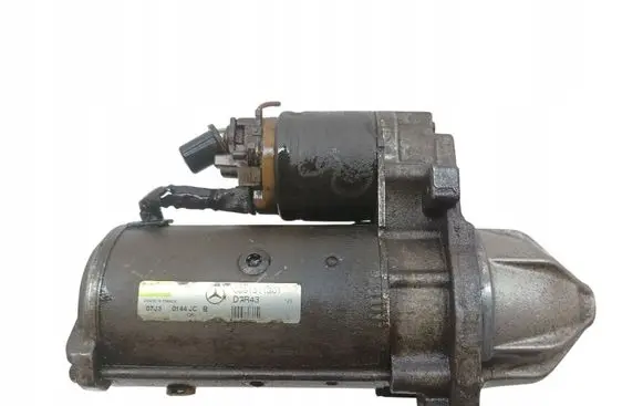 Mercedes-Benz E W211 Starter motor 0051511301