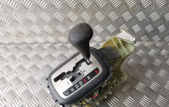 Honda Prelude Gear shifter/selector