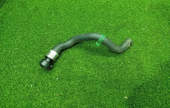 Air intake hose/pipe