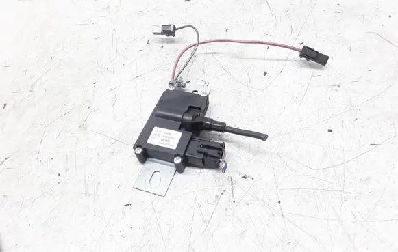 Chrysler 300 - 300C Aerial antenna amplifier 05059070AE