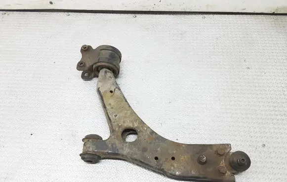 Volvo S40 Front lower control arm/wishbone