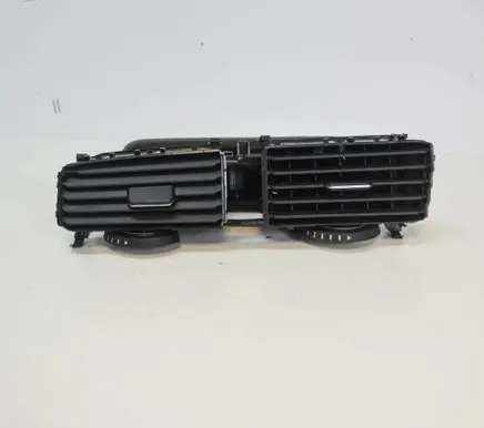 Volkswagen Golf VII Dashboard air vent grill cover trim 5G2815735D