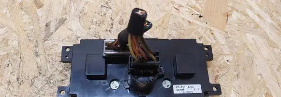 Hyundai Elantra Climate control unit 972502d