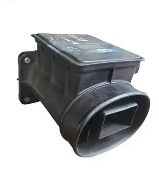 Mitsubishi Pajero Mass air flow meter E5T05071