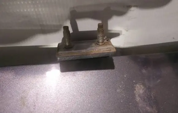 Citroen Xsara Picasso Tailgate/trunk/boot hinge