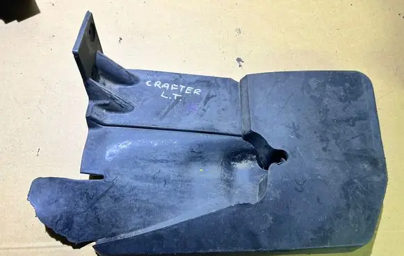 Volkswagen Crafter Rear mudguard A9068820204