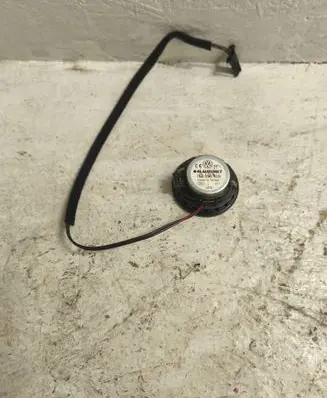 Volkswagen Touareg I Front door high frequency speaker 7L6035415