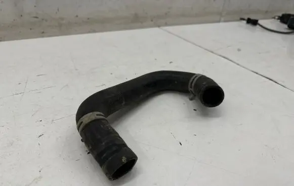 Ford Puma Engine coolant pipe/hose