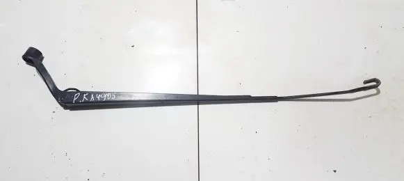 Toyota Avensis T250 Front wiper blade arm