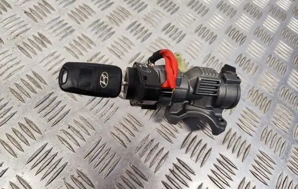 Hyundai i30 Ignition lock 39H1