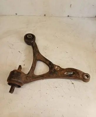 Volvo XC90 Front lower control arm/wishbone 8646614
