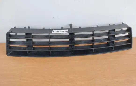 Audi A6 S6 C5 4B Front bumper lower grill 4B0807683F
