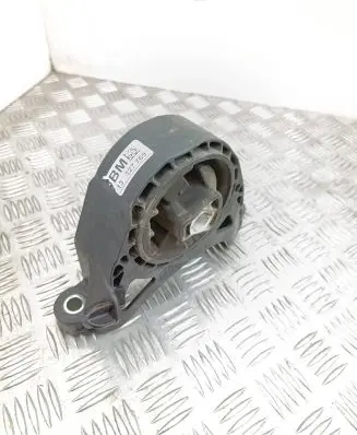 Opel Insignia A Engine mount bracket 13227769