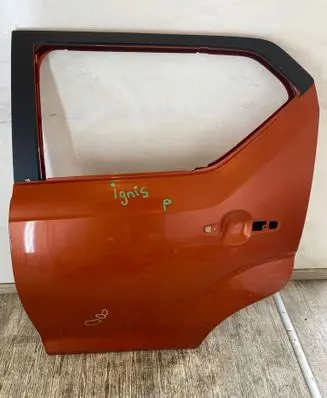 Suzuki Ignis Rear door