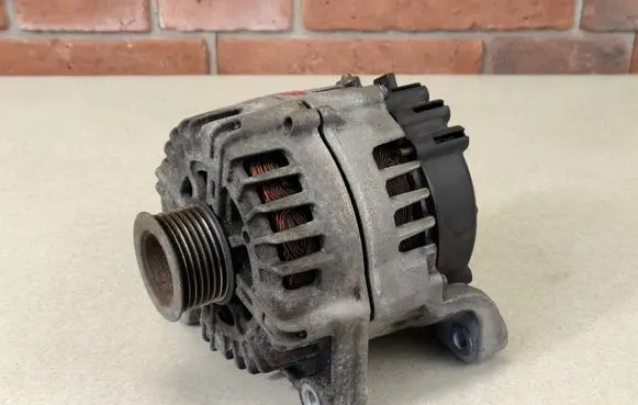 BMW X5 E70 Generator/alternator 7803724