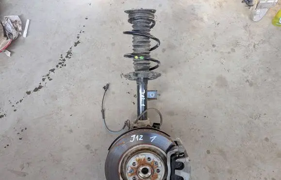 Nissan Qashqai J12 Front suspension assembly kit set 