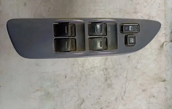 Toyota Land Cruiser (HDJ90) Electric window control switch 0102022 7423260280