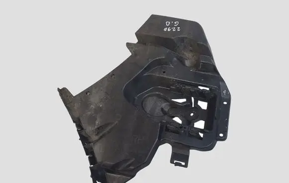Volvo V40 Rear bumper mounting bracket 31395104