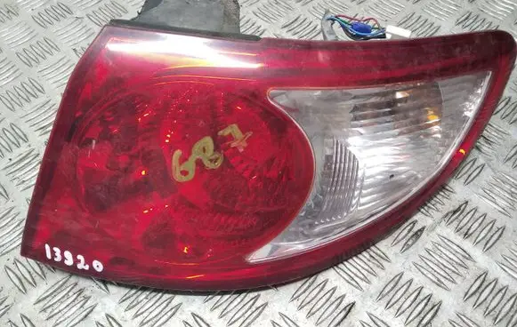 Hyundai Santa Fe Rear/tail lights 92402B000