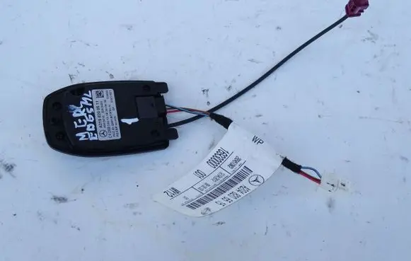 Mercedes-Benz ML W166 Tailgate/trunk/boot open switch A2198206515
