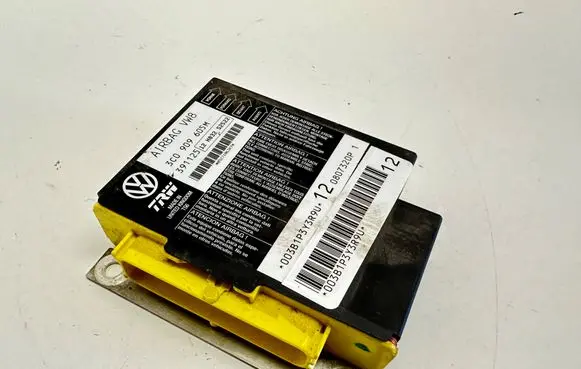 Volkswagen PASSAT B6 Airbag control unit/module 3C0909605M 391125 12H032S2522