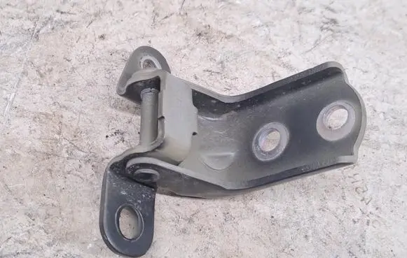 Hyundai i20 (BC3 BI3) Front door upper hinge 