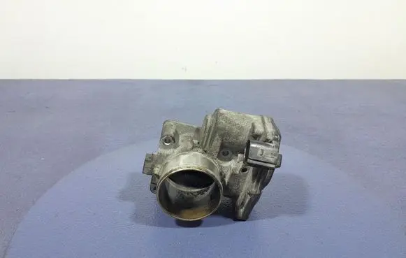 Hyundai ix35 Throttle body valve 351002F000