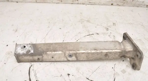 Front bumper foam support bar