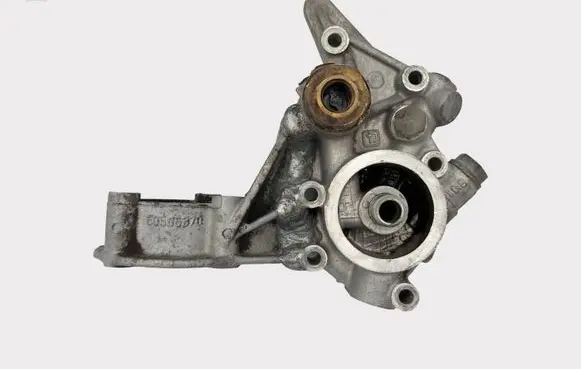 Alfa Romeo GTV Oil filter mounting bracket 60506370 60614635