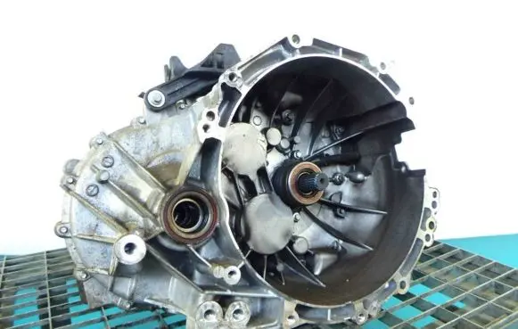 Ford Focus Manual 5 speed gearbox JX6R-7002-CHB IMPRK1001009